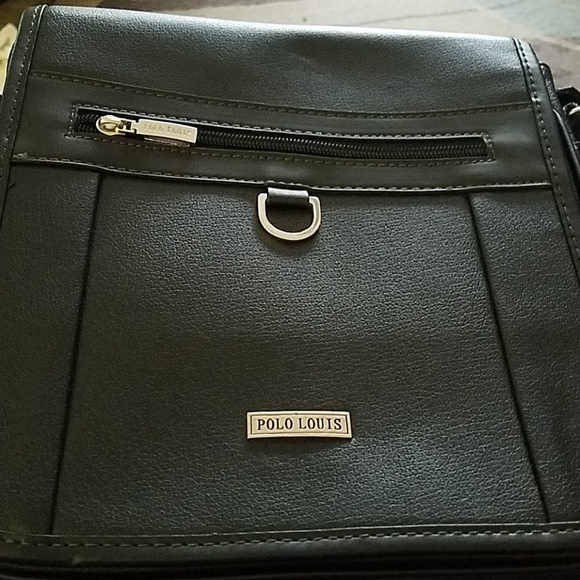 Polo Louis - Picture 1 of 5